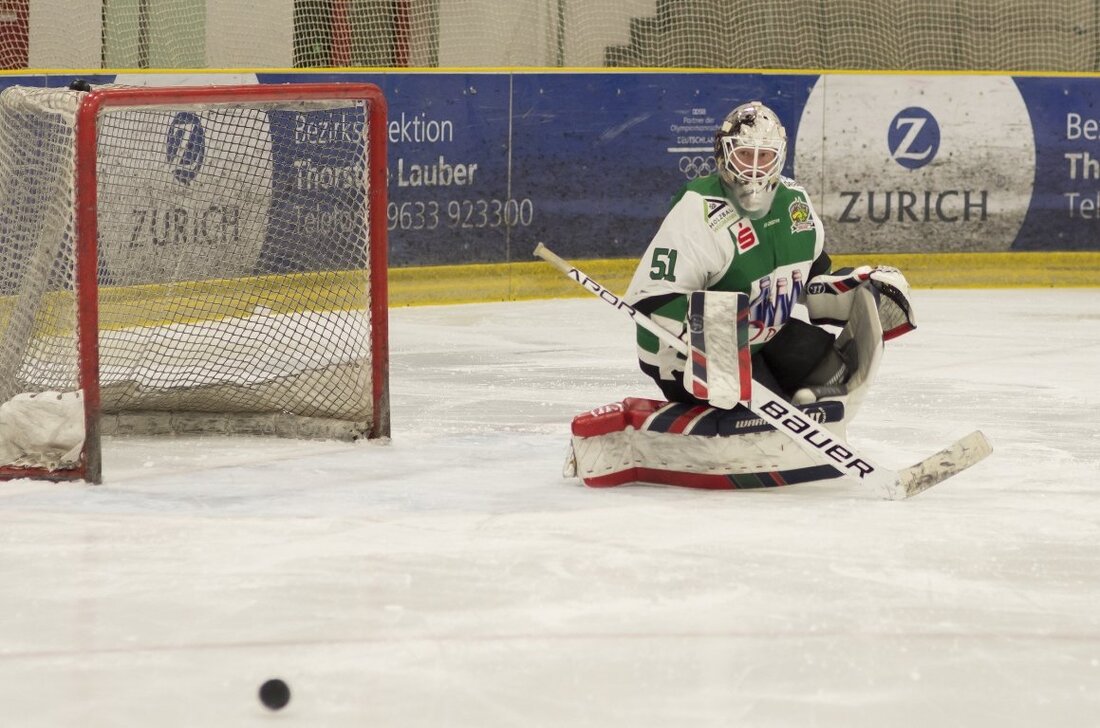 Mitterteich. 7:5 Heimsieg gegen Ingolstadt: Der EHC Mitterteich setzte sich mit starker kämpferischer Leistung durch. Von Peter Wölfel 14+2 Dragons standen in der Heimpartie in Mitterteich 11+2 Panther gegenüber. Ingolstadt hatte zuletzt [&hellip;]