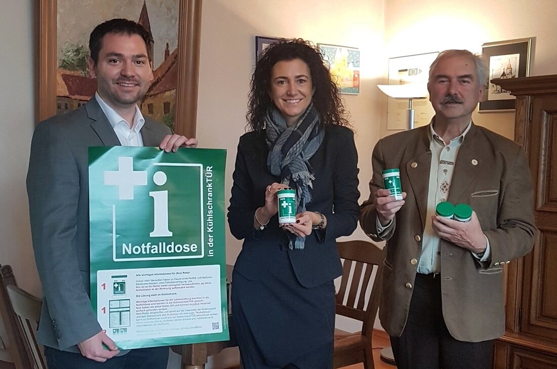 Luhe-Wildenau. Für die Bürgerinnen und Bürger im Markt Luhe-Wildenau gibt es seit kurzem kostenlose Notfalldosen. Die Initiative dazu kam von Marktrat Sebastian Hartl, der sich neben der Bestellung auch um die [&hellip;]