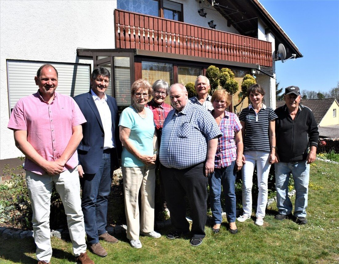 Grafenwöhr. Mit den Finanzen hatte Luise Rahn jahrzehntelang sowohl beruflich als auch ehrenamtlich zu tun. Zum runden Geburtstag gratulierten die Vereinskollegen der KAB Hütten ihrer Schatzmeisterin. Von Renate Gradl Geboren wurde [&hellip;]