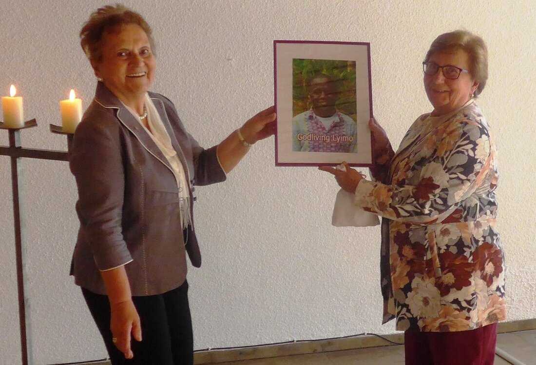 Weiden. Spendengelder aus Weiden sichern einem Hoffnungsträger in Tansania Geld für seine Ausbildung für ein weiteres Jahr.  500 Euro spendeten die Gottesdienstbesucher im evangelischen Gemeindezentrum Kreuz Christi in Weiden für [&hellip;]