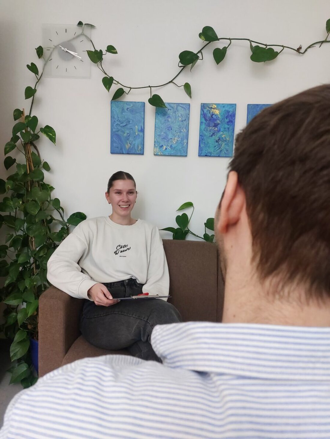 Weiden. Caritas bietet ab dem 6. März 2025 MPU-Vorbereitungskurse in Weiden an. Anmeldung bis 20. Februar, Ziel ist die Unterstützung nach Führerscheinverlust durch Alkohol oder Drogen.