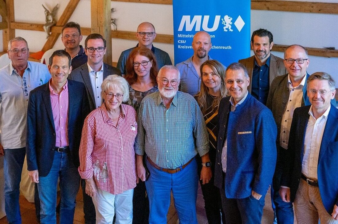 Waldeck. Vor kurzem fanden das traditionelle Weißwurstfrühstück und das Sommerpressegespräch der Mittelstandsunion Tirschenreuth statt, 