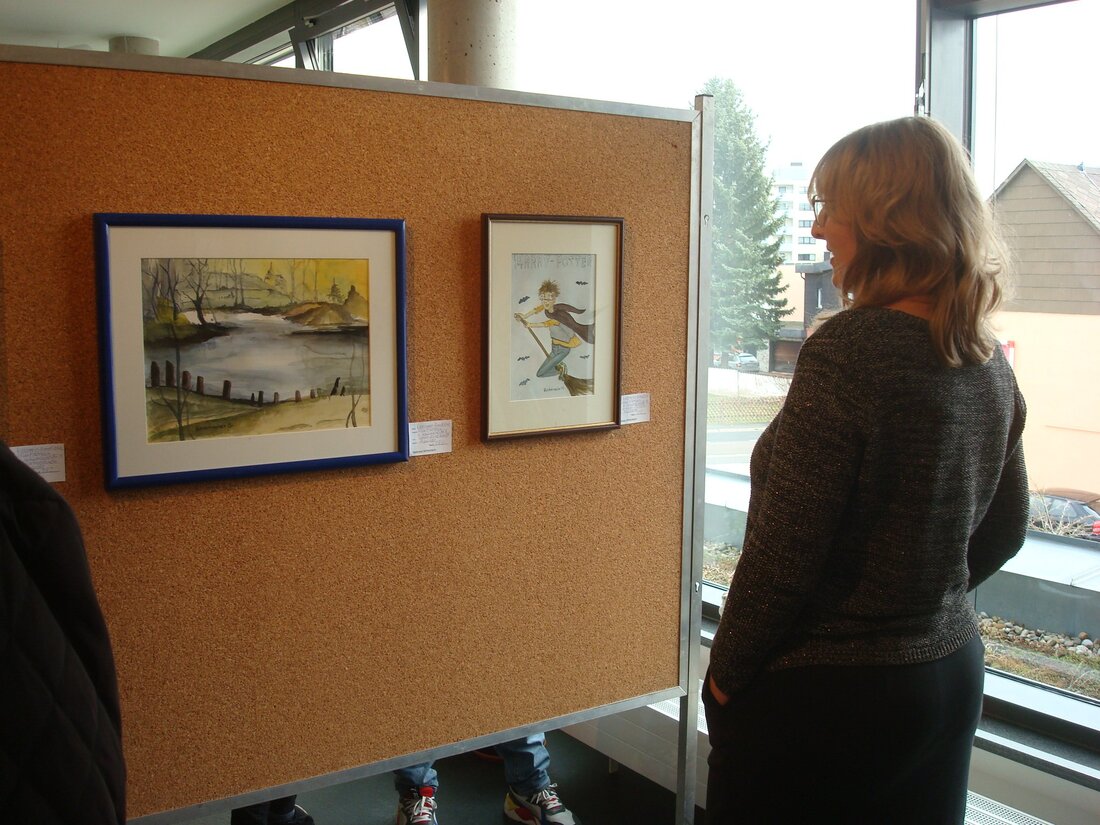 Mitterteich. Bilder in den verschiedensten Stilrichtungen zeigt der Malkreis Mitterteich anlässlich seines 30. Bestehens im Museums Café an der Tirschenreuther Straße. 16 Aussteller zeigen eine Vielfalt ihres Schaffens. Hauptsächlich sind [&hellip;]