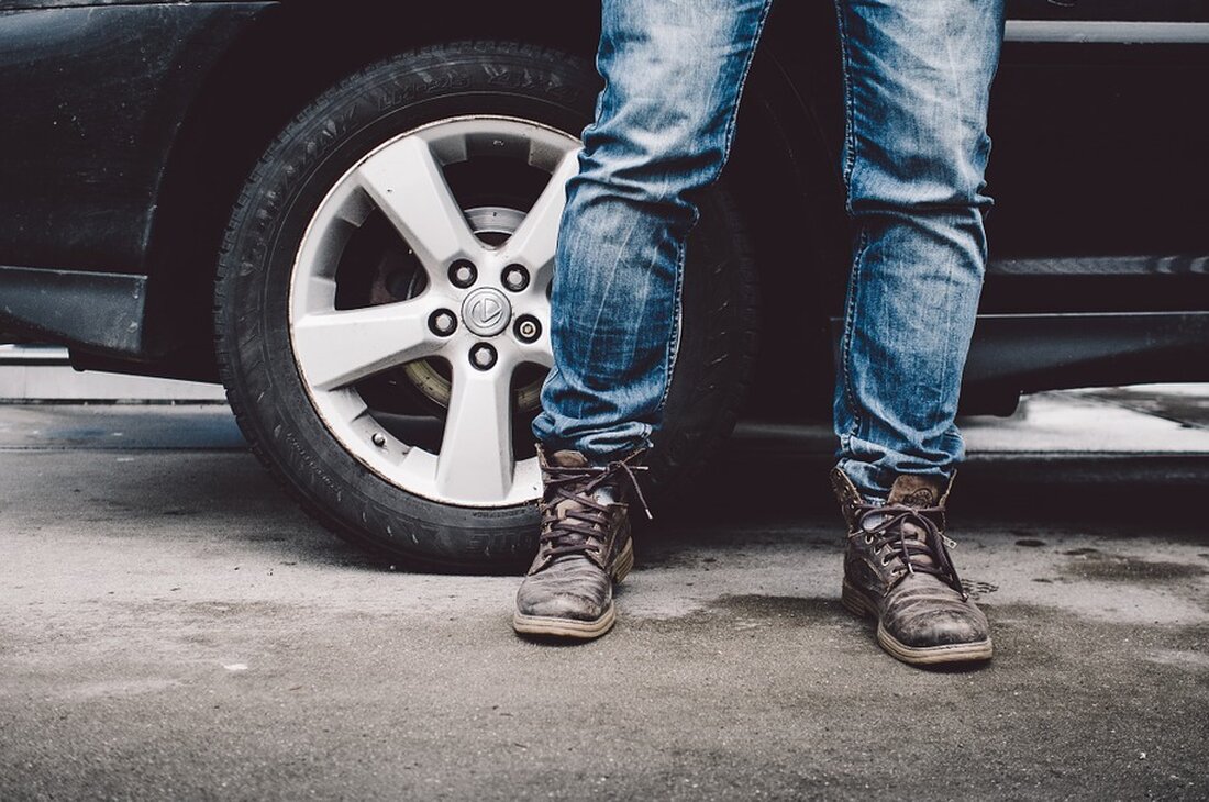 Wiesau. Beim Nordgautag-Festzug in Wiesau mischten sich auch ungebetene Gäste unters Volk. Drei georgische Staatsangehörige fielen negativ auf.  Wie die Polizei Tirschenreuth mitteilt, versuchten die drei ihr Glück auf dem [&hellip;]