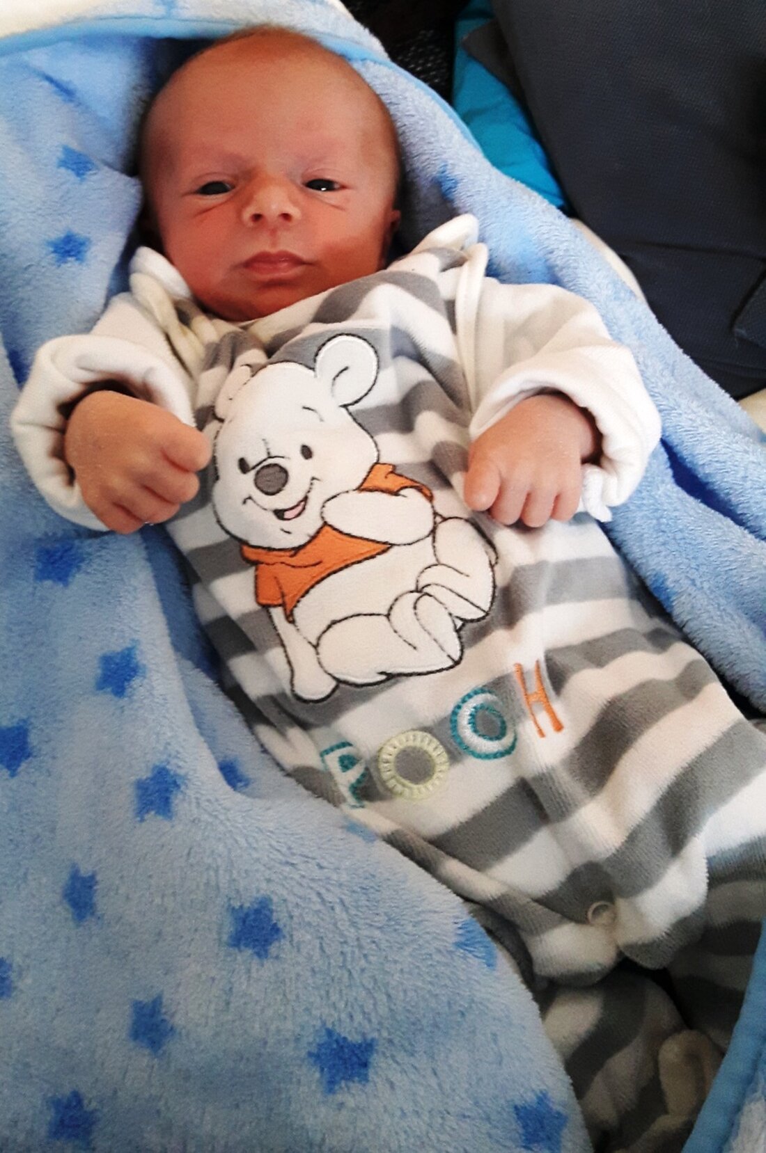 Weiden. Jede Woche werden in Weiden kleine Babys geboren. Hier wollen wir sie in unserer Region willkommen heißen. Heute begrüßen wir die Kinder, die vom 29. November bis 6. Dezember im Standesamt Weiden [&hellip;]