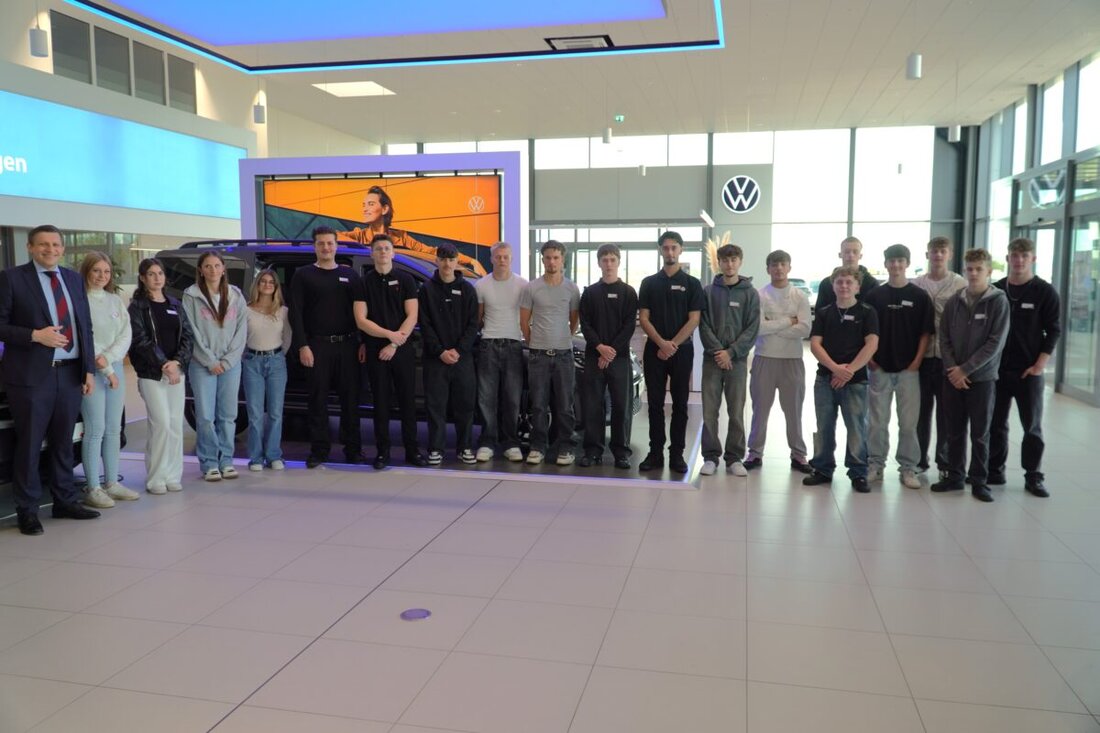 Wackersdorf. Am 1. September 2025 starten 25 Auszubildende bei Maschek Automobile in Weiden und Bruck und Hochmuth verweist auf die Auszeichnung als Audi Top Service Partner im dritten Jahr.