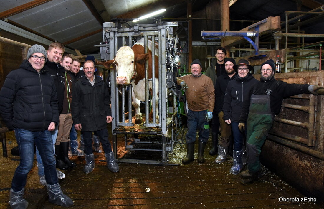 Georgenberg. „Wir wollen regionale, landwirtschaftliche Betriebe mit qualitativ guten Dienstleistungen bedienen können“, beschreibt Wolfgang Härtl, der Geschäftsführer des Maschinenrings (MR) Neustadt die Zielsetzung der neuen Tochterfirma, der Maschinenring Agrarservice GmbH. [&hellip;]