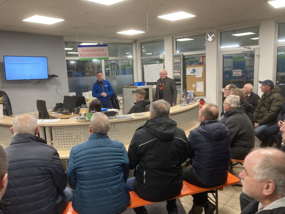 Weiden. Über 60 Handwerker trafen sich bei Reifen Sellmayr, um sich über EU Reifenverordnung und umweltbewusstes Auto fahren zu informieren.