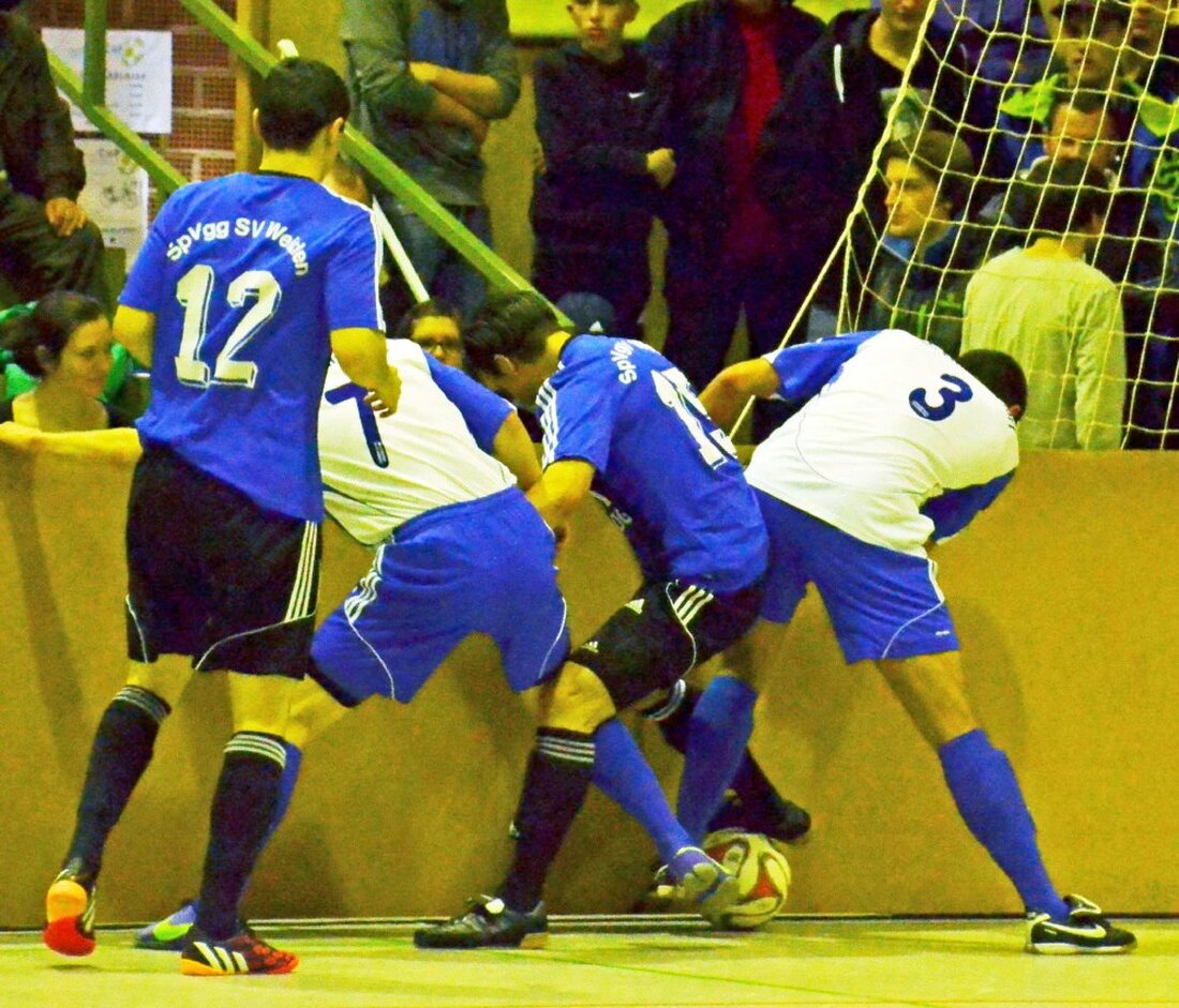 Weiden/Amberg. Die Regionalliga-Fußballer des FC Amberg entscheiden sich gegen eine Teilnahme am Hallenturnier der SpVgg SV Weiden. Ersatz war aber schnell gefunden: Der Bezirksligist FV Vilseck springt ein. Auch die [&hellip;]