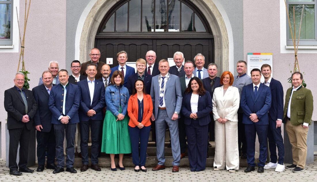 Maxhütte-Haidhof. Der neue Stadtrat hat sich Anfang Mai konstituiert und die Spitze bestimmt: Zweiter Bürgermeister ist Matthias Meier, dritter Bürgermeister Matthias Huber; mit Rudolf Seidl führen sie nun die Stadt.