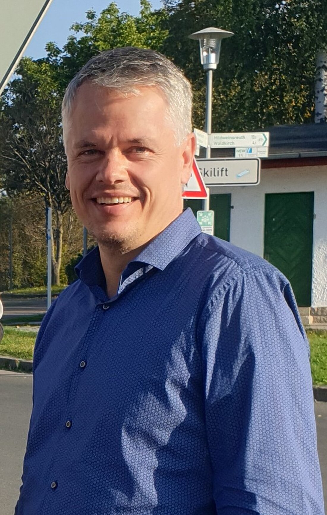 Flossenbürg. Bürgermeister wie Fraktionssprecher singen in ihren Reden zum Jahreswechsel das Hohelied des Ehrenamtes. Sie haben allen Grund dazu: In der Gemeinde gibt es Männer, die sogar beim Winterdienst aushelfen [&hellip;]