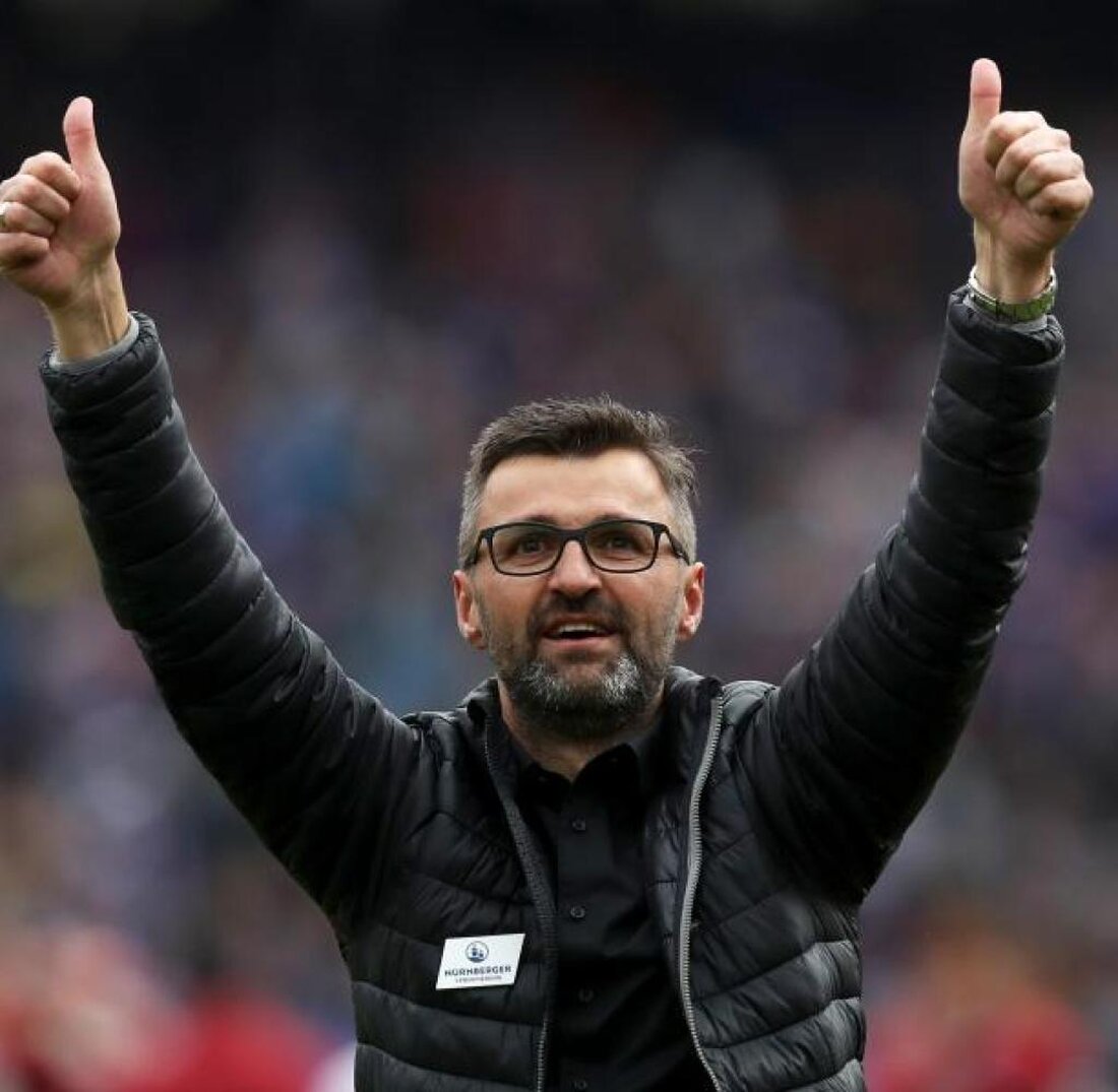 Nürnberg/Fuchsmühl. Michael Köllner wird auch künftig die sportlichen Geschicke der Profi-Mannschaft leiten und Cheftrainer des 1. FC Nürnberg bleiben. Der 47-jährige Fußballlehrer aus Fuchsmühl unterschrieb heute seinen neuen Vertrag. Von [&hellip;]