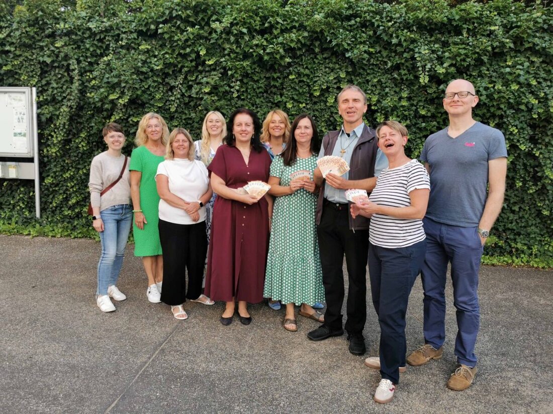 Michelfeld. Die "Michelfelder Moila" spendeten 1.200 Euro aus dem Erlös ihres Passionssingens an Markus Körber für die Comboni Missionare zur Unterstützung der neu gegründeten Diözese Bentiu im Südsudan.