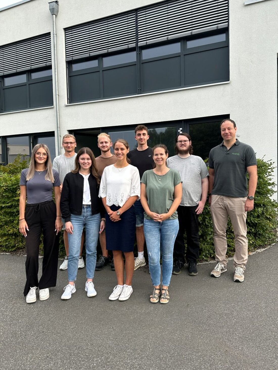 Windischeschenbach. Microsyst hat zwei neuen Auszubildenden in Windischeschenbach einen spannenden Ausbildungsstart ermöglicht. Jan Wamser und Livia Wiebe beginnen ihre Karriere in einem abwechslungsreichen Umfeld.