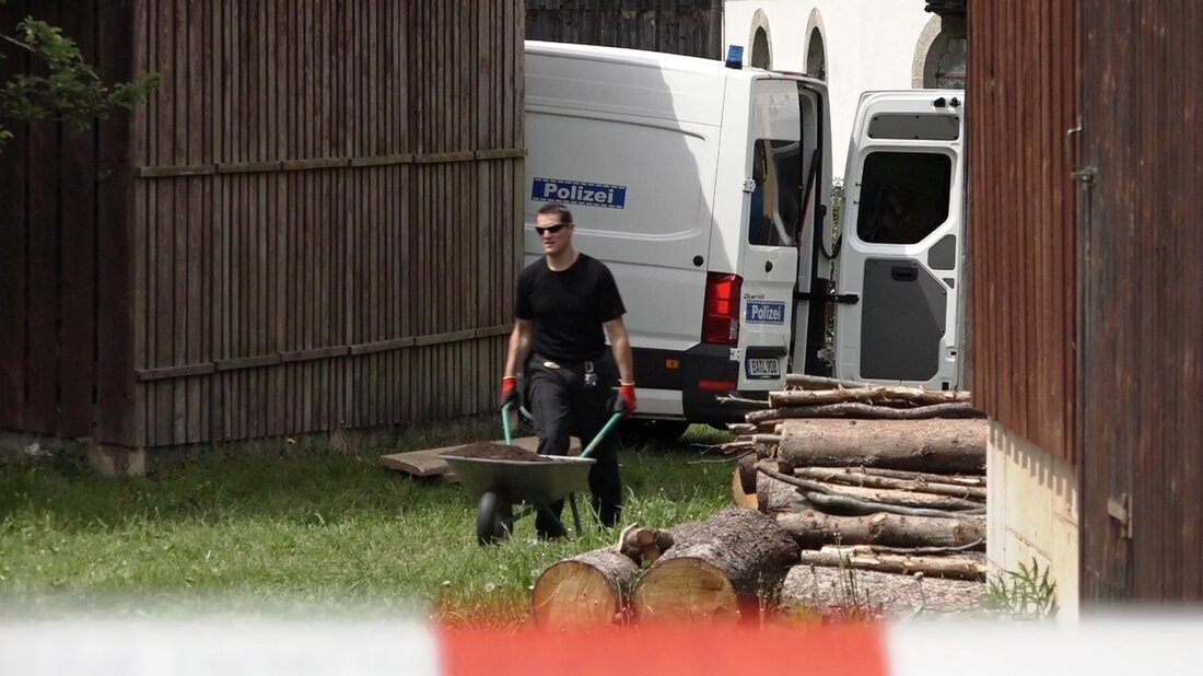 Waldkirch. Vor zwei Tagen jährte sich das Verschwinden von Monika Frischholz zum 43. Mal. Die Ermittler gehen weiterhin von einem Mordfall aus. Heute überprüfen sie einen weiteren möglichen Ablageort der [&hellip;]