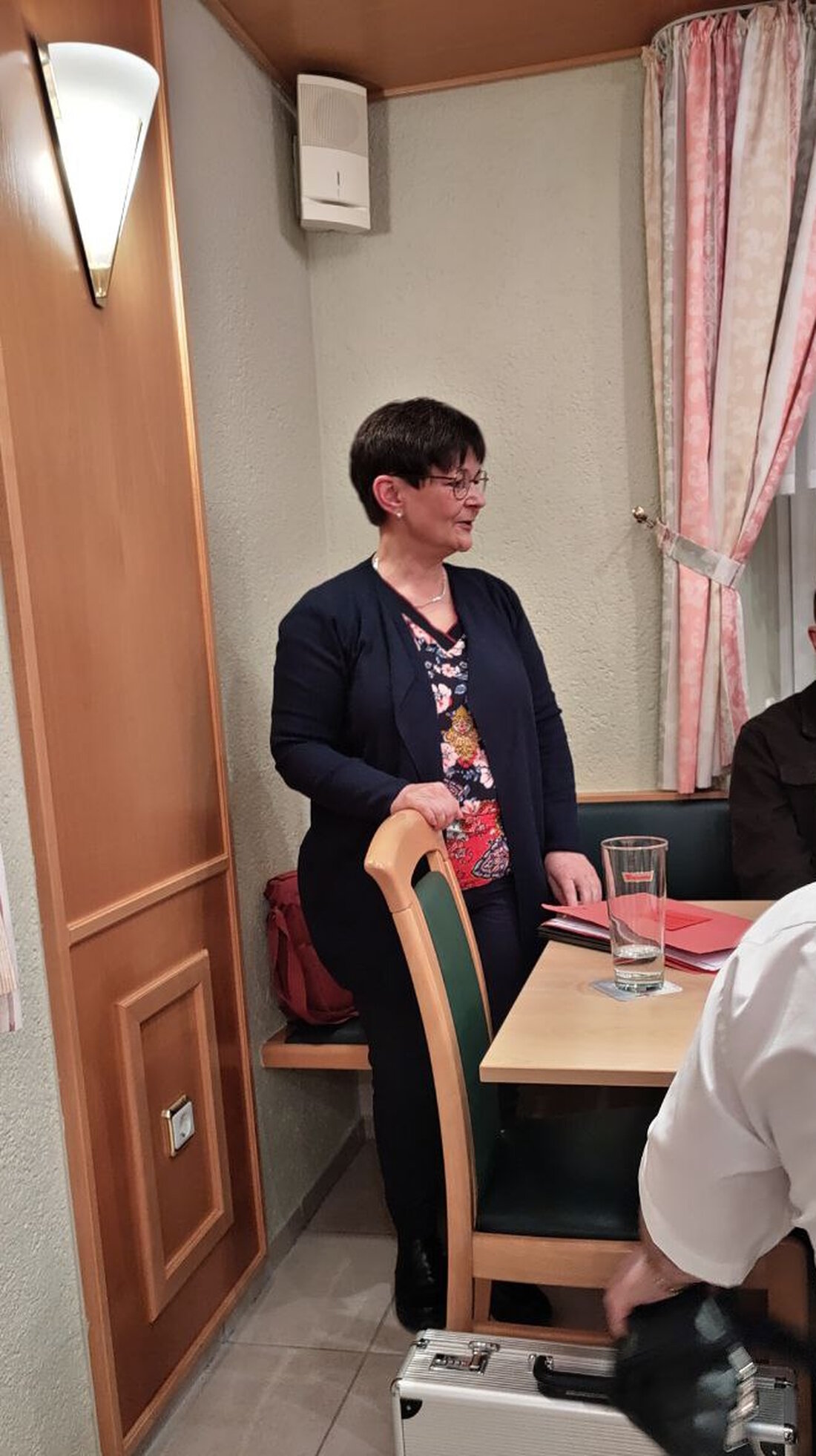 Vohenstrauß. Die SPD hat die Heilpädagogin Monika Zintl (55) einstimmig zur Bürgermeisterkandidatin gekürt. Die Wahl findet am 8. März, dem Weltfrauentag, statt. Auch die Stadtratsliste steht; Aktionen folgen.