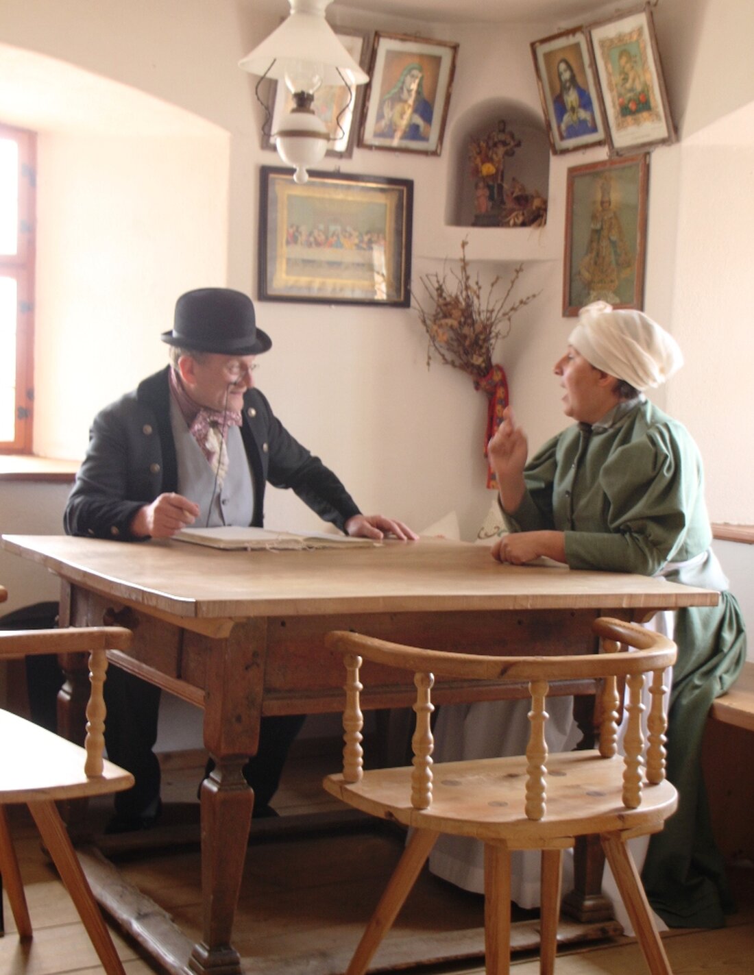 Neusath-Perschen. Am Sonntag den 09. Oktober ist im Oberpfälzer Freilandmuseum Neusath-Perschen wieder das Abfischen der Museumsteiche angesagt. Es wird aber auch eine spannende szenische Führung geben, bei der Franz Xaver Schönwerth in [&hellip;]