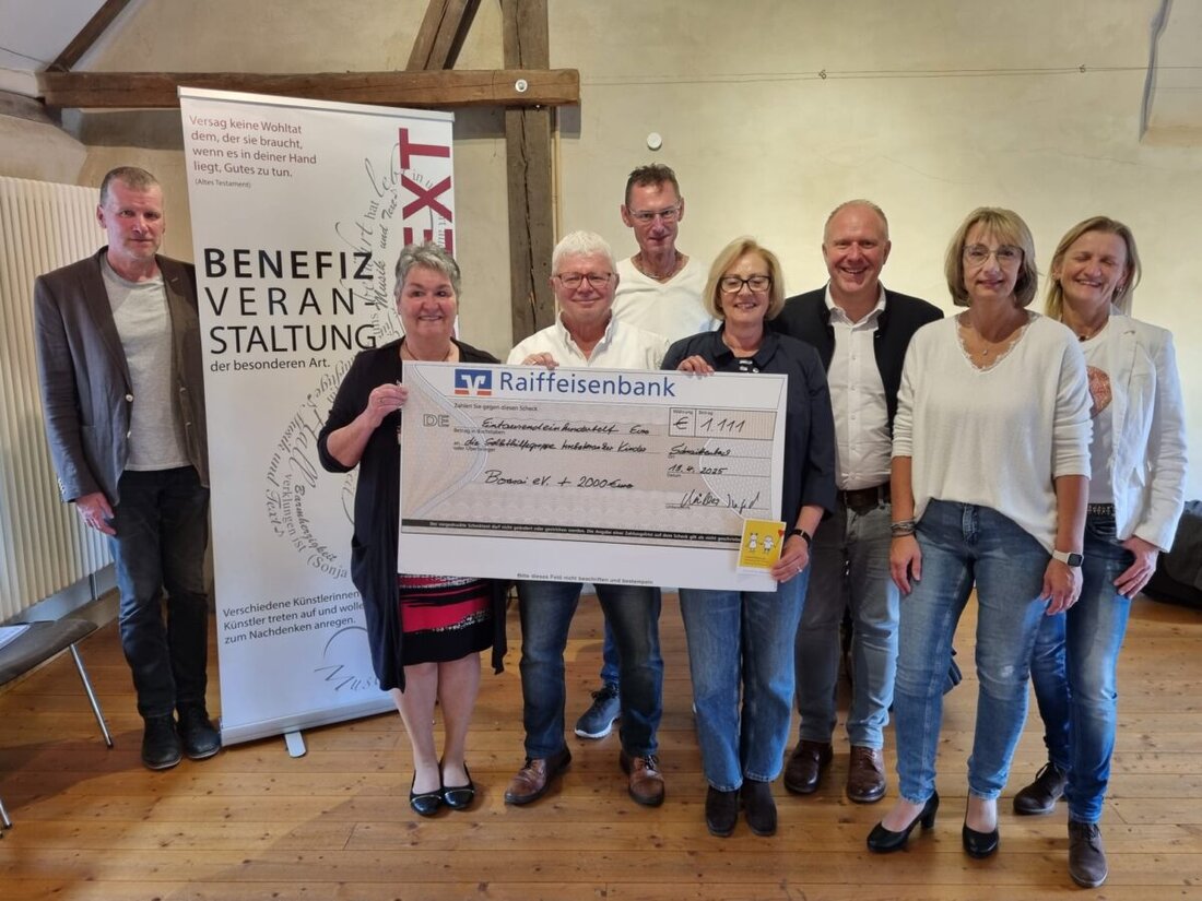 Schnaittenbach. Die Benefizveranstaltung "Musik und Text" im Kulturstadl kam der Selbsthilfegruppe krebskranker Kinder zu Gute und sammelte insgesamt 3.111 Euro.