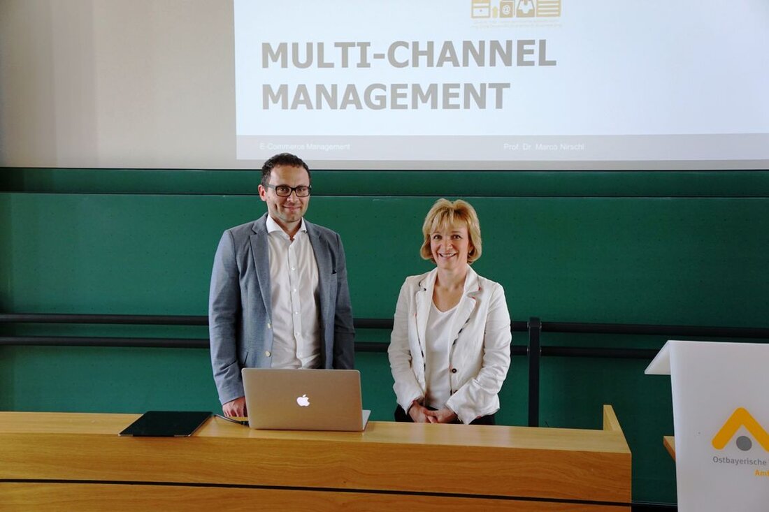 Weiden. Stationärer Einzelhandel, Katalogversand, Onlineshop – Immer mehr Medien und Kanäle und ein sich änderndes Kaufverhalten der Kunden machen Multi-Channel zu einer unverzichtbar gewordenen Strategie im Handel. Deshalb baut die OTH [&hellip;]