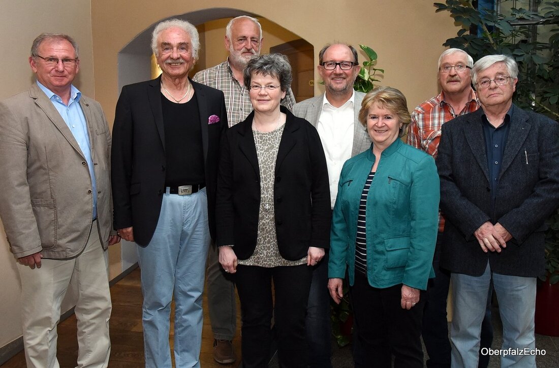Neustadt/WN. Die Kreisstadt bekommt ein neues Denkmal. Augusta Sophie, die Gattin des Fürsten Wenzel Eusebius von Lobkowitz soll als Granitsäule auf dem früheren Scherm-Anwesen an das ehemalige Herrschergeschlecht erinnern. „Eine [&hellip;]