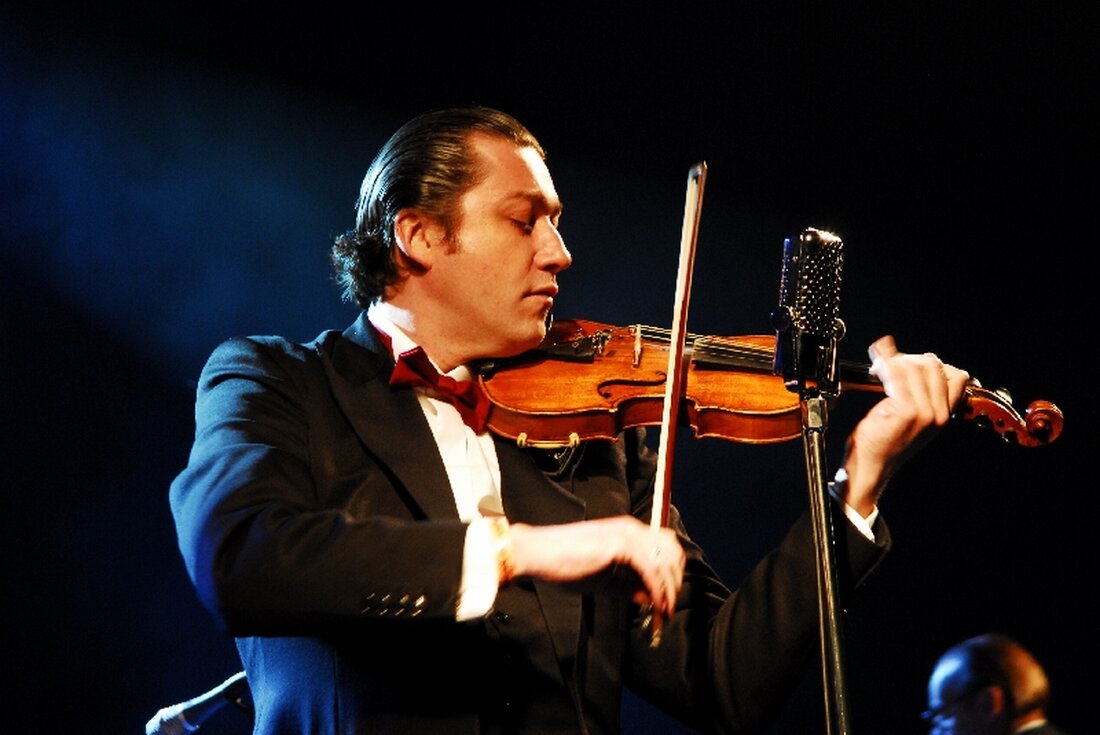 Floss. Am 7. September findet um 16 Uhr in der Flosser Synagoge ein bedeutendes Konzert mit tschechischen Künstlern statt. Werke von G. Giamberti bis C. Debussy werden präsentiert, Eintritt kostet 10 Euro im Vorverkauf.