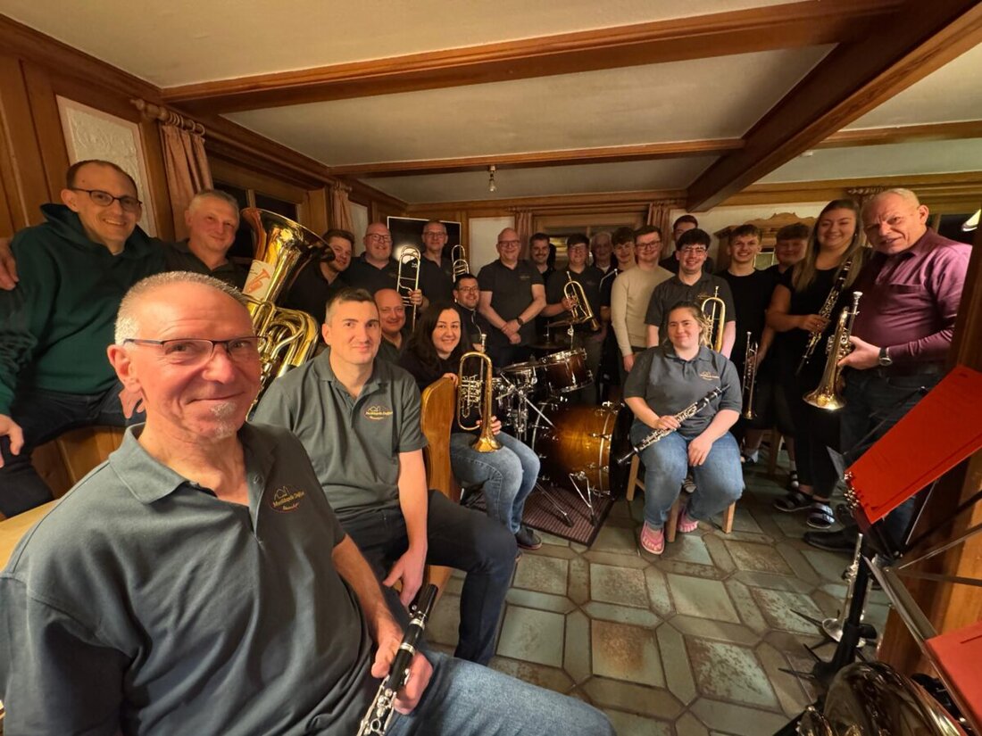 Dießfurt. Die Musikkapelle bereitet sich mit einem Probenwochenende in Gößweinstein auf die Saison vor. Höhepunkt ist die Serenade am 25. Juli im Hof des Hammerschlosses; erste Auftritte steigen am 28. März und 3. Mai.