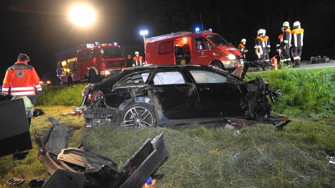 Tirschenreuth. Ein Unfall in Marchaney hat schwere Folgen: Eine Person soll lebensgefährlich verletzt sein. 