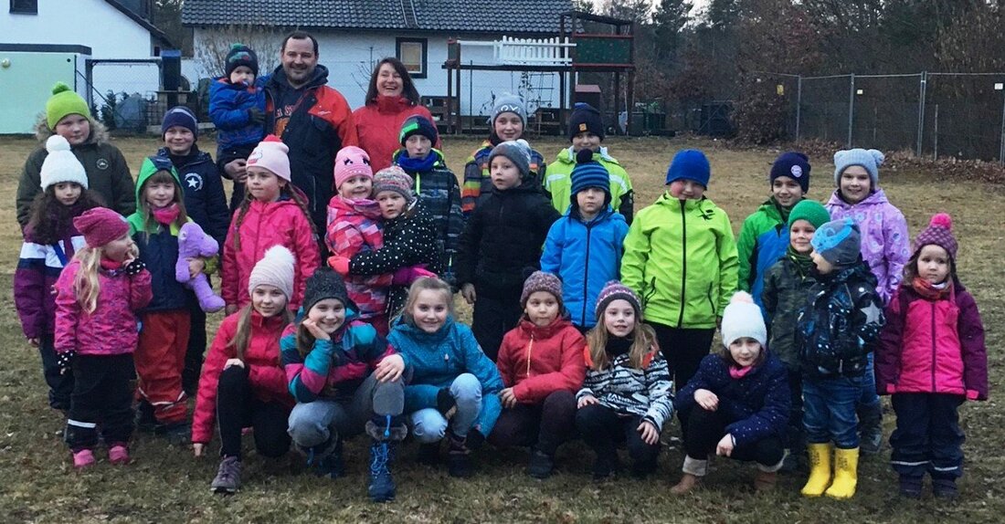 Dießfurt. Aus der Nachtwanderung des FC Dießfurt wurde eine nasse Angelegenheit – der guten Laune der 28 Wanderer konnte das aber nichts anhaben. Von Rudi Fischer Der Förderverein für Jugendarbeit des [&hellip;]