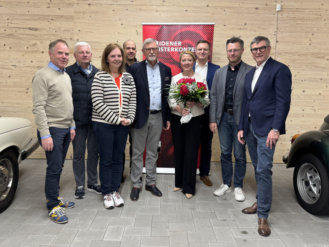 Weiden. Bei der Jahreshauptversammlung der Weidener Meisterkonzerte übergab Christoph Thomas nach 30 Jahren den Vorsitz an Dr. Andrea Trottmann-Zahner. Die 64. Saison zog durchschnittlich 423 Gäste pro Konzert und Christoph Thomas bleibt als stellvertretender Vorsitzender und Schriftführer aktiv.