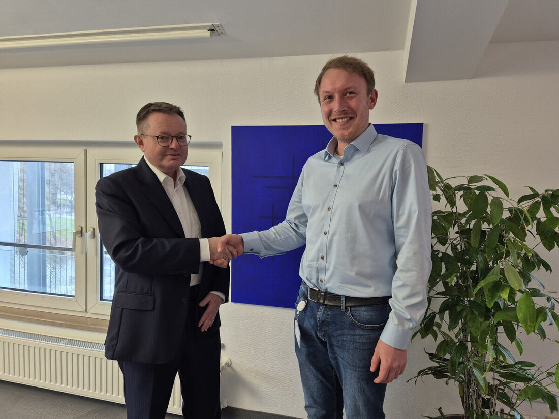 Weiherhammer. Florian Waldeck ist neuer Geschäftsführer der C4TRENDS GmbH, Prof. Dr. Erich Bauer verlässt das Unternehmen aus Altersgründen noch dieses Jahr.