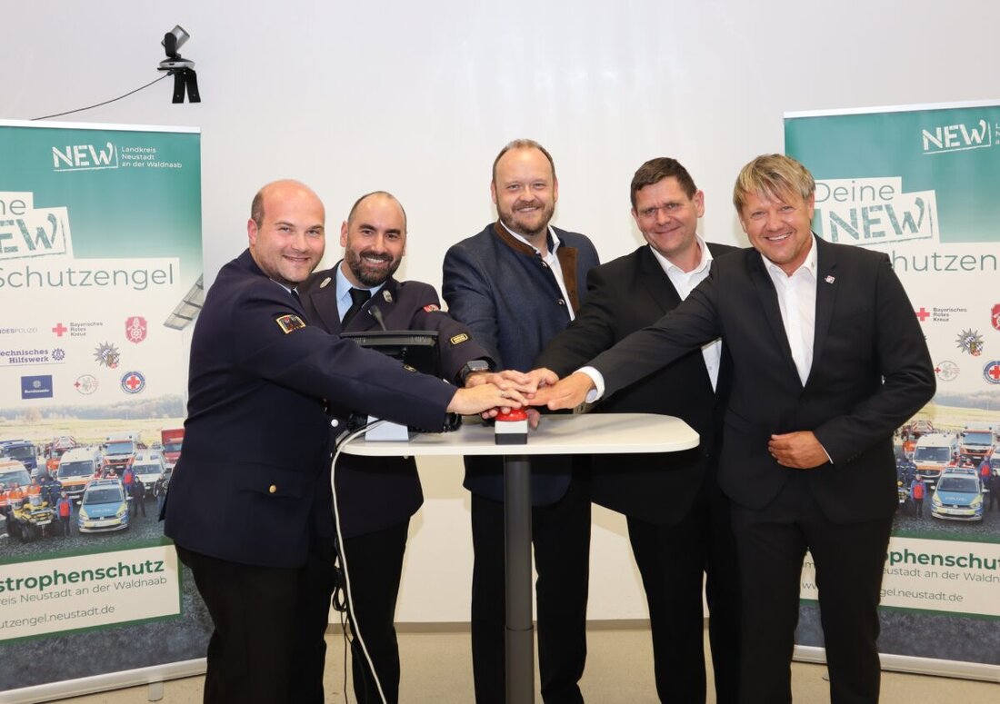 Neustadt. Am 1. September 2025 ging die neue Kreiseinsatzzentrale des Landkreises in Betrieb. Sie soll die Integrierte Leitstelle bei großen Lagen mit moderner Technik und Übungen unterstützen.