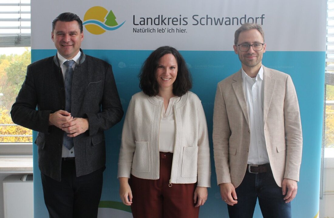 Bodenwöhr. Der Landkreis Schwandorf plant im Bahnhofsgebäude ein Technikerlebniszentrum. Es soll Kinder und Jugendliche für Mathematik, Informatik, Naturwissenschaft und Technik begeistern.
