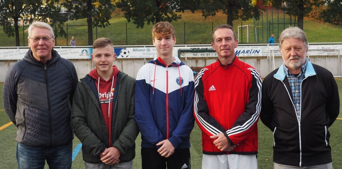 Parkstein. Mit Korbinian Pöllath und Georg Weber pfeifen ab sofort zwei neue Schiedsrichter für den SV Parkstein.  Erst pauken, jetzt pfeifen: Den dreitägigen Schiedsrichterlehrgang haben die Fußballer Korbinian Pöllath und [&hellip;]