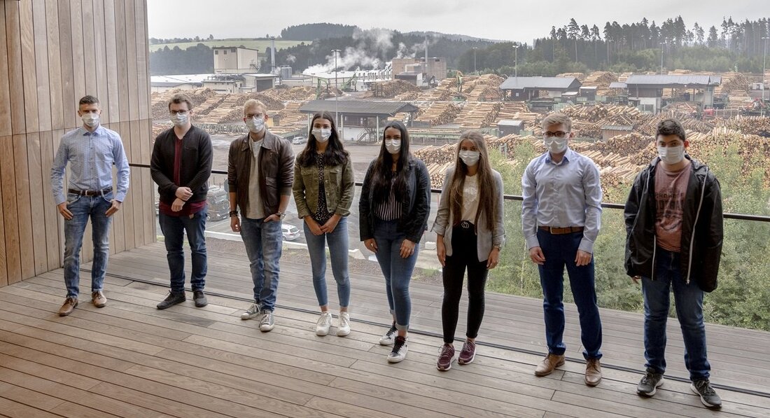 Plößberg. Ein gelungener Start in eine ereignisreiche Zeit: Die Ziegler Group begrüßte am 1. September sieben neue Auszubildende, die in den nächsten drei Jahren das Unternehmen tatkräftig unterstützen möchten.&nbsp; Im [&hellip;]