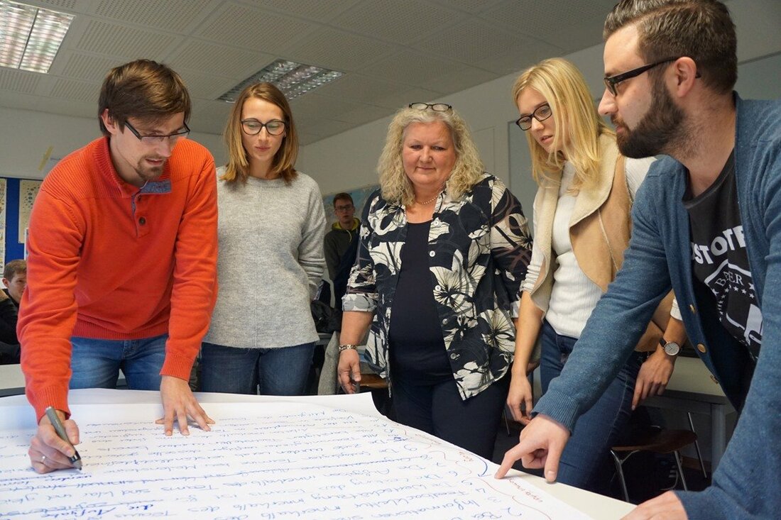 Weiden. Noch nie haben so viele Berufstätige an der OTH Amberg-Weiden studiert wie heute. Dazu kommt noch, dass es seit diesem Wintersemester vier neue berufsbegleitende Masterstudiengänge gibt. Rund 60 Studierende streben [&hellip;]