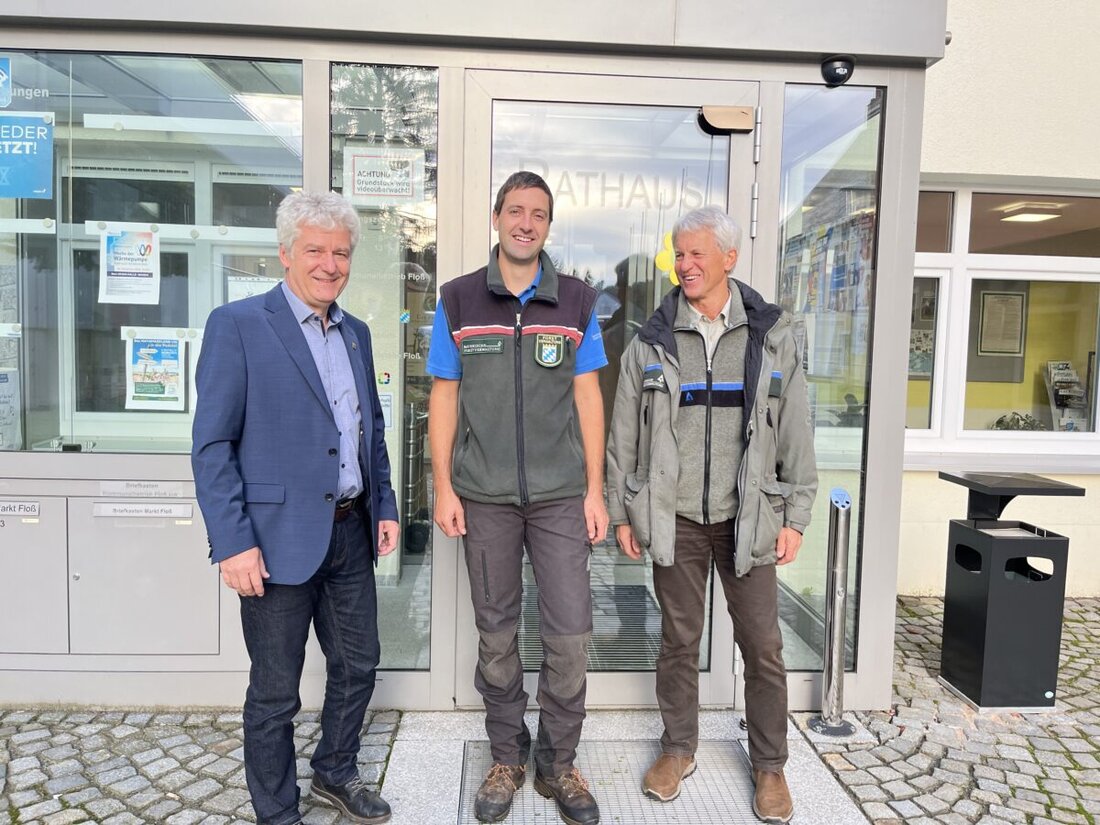 Floß. Johannes Hauke wird ab September 2024 neuer Leiter des Forstreviers Floß, Sebastian Höllerer verlässt die Position nach neunjähriger Tätigkeit. Bürgermeister Lindner heißt Hauke willkommen, der die nachhaltige Bewirtschaftung der Wälder in der Region fördern soll.