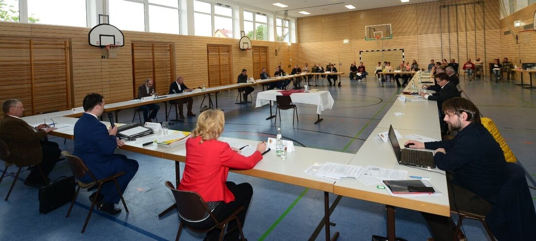 Luhe-Wildenau. „Die Bürgerliste“ bleibt weiterhin am Ball. Wie fällt die erste Bilanz der neuen Wählergruppe aus?  Von Hans Meißner  Nach über 200 Tagen nach der Kommunalwahl gibt es „Die Bürgerliste“ [&hellip;]