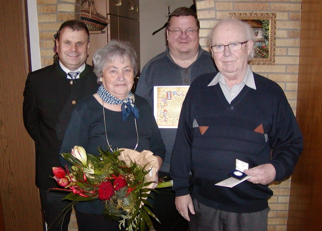 Neuhaus. Bei Familie Wilhelm aus Neuhaus jagt ein Jubiläum das andere. Nach zwei runden Geburtstagen erreichten die Festtage mit der Goldenen Hochzeit am 29. November wohl ihren Höhepunkt. Von Tom [&hellip;]