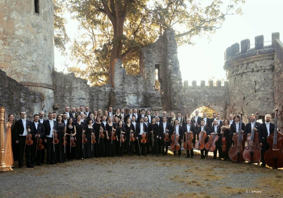 Tirschenreuth. Die Tourist-Info der Stadt Tirschenreuth präsentiert in Tirschenreuth, Kultur- und VAZ Kettelerhaus ein stimmungsvolles Programm und lädt das Publikum zu einem besonderen Erlebnis ein. Ein Ticket ist über okticket.de erhältlich und ermöglicht den bequemen Zugang zur Veranstaltung.