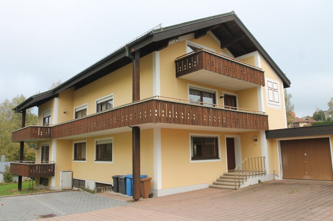 Neukirchen. Das Schwesternhaus wird in eine Betreuungseinrichtung für Schulkinder umgebaut, Kostenpunkt 297.000 Euro. Die Pfarrversammlung diskutierte über Aktionen, Renovierungen und die künftige Pfarreiengemeinschaft.