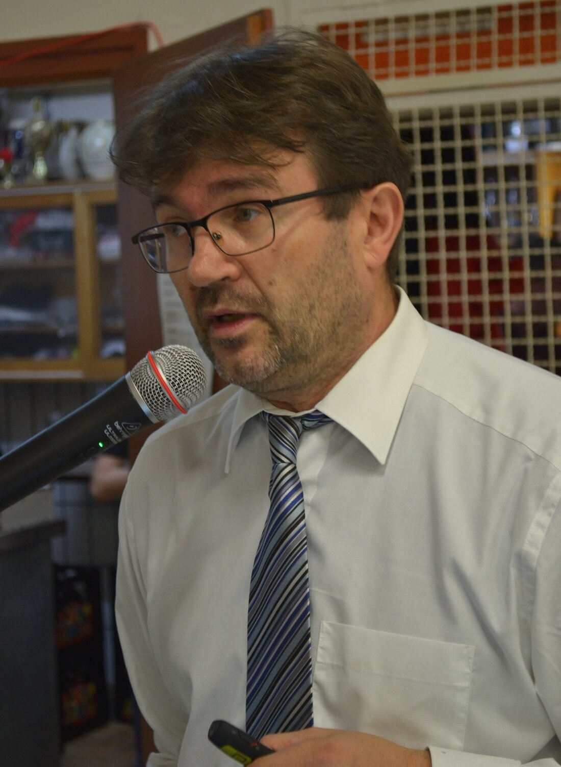 Neustadt/Kulm. Ist es Vernunft oder Resignation? Bürgerversammlungen in Neustadt/Kulm wiesen früher oft hohes Diskussionspotential zwischen Vertretern auf der einen und Befürwortern auf der anderen Seite auf. Bei der diesjährigen Zusammenkunft [&hellip;]