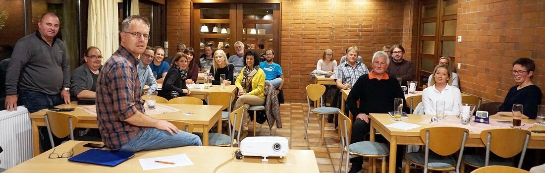 Neunkirchen. Vor zwei Jahren fiel der Startschuss für die „Initiative zur Förderung des Tennissports im Großraum Neustadt/WN-Weiden“. Die Vereine leiteten konkrete Maßnahmen zum verstärkten Miteinander in die Wege. Jetzt trafen [&hellip;]