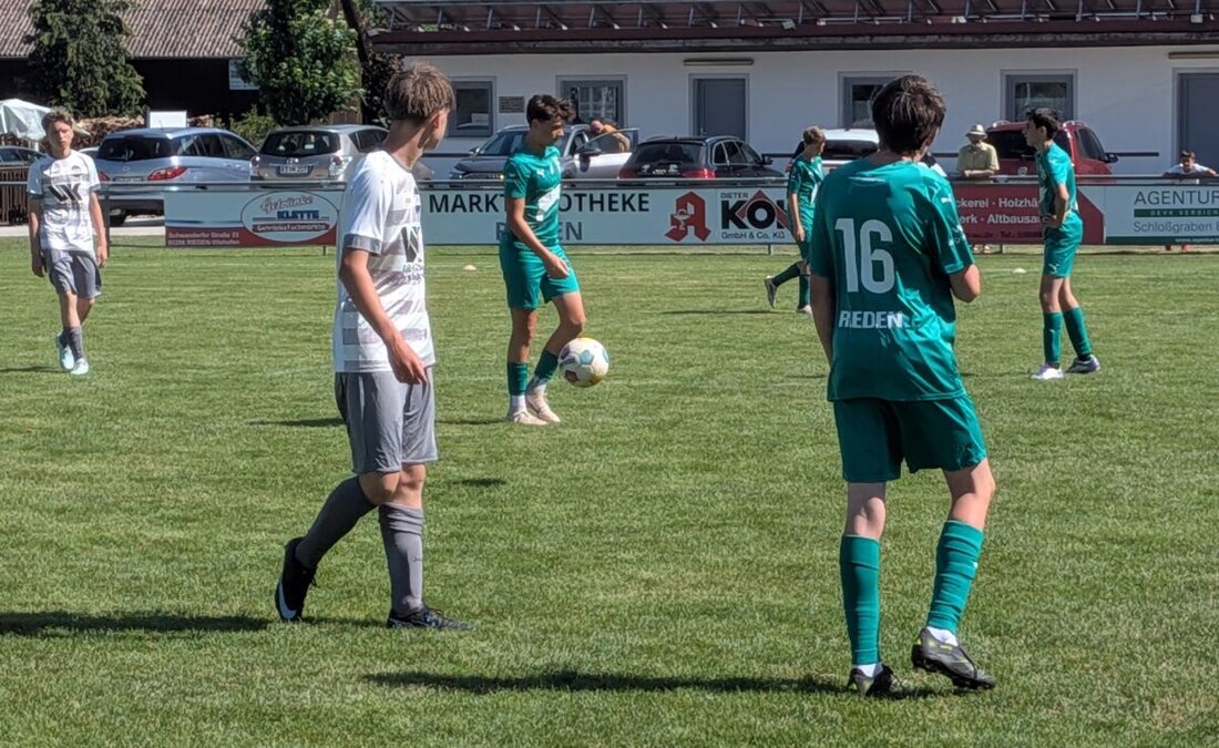 Rieden. Nach einjähriger Pause gehen der 1. FC Rieden und der SV Schmidmühlen im Nachwuchs wieder gemeinsam voran: Ab der Saison 2026/27 startet die SG mit C- und A-Jugend, die C-Jugend sogar mit zwei Teams.