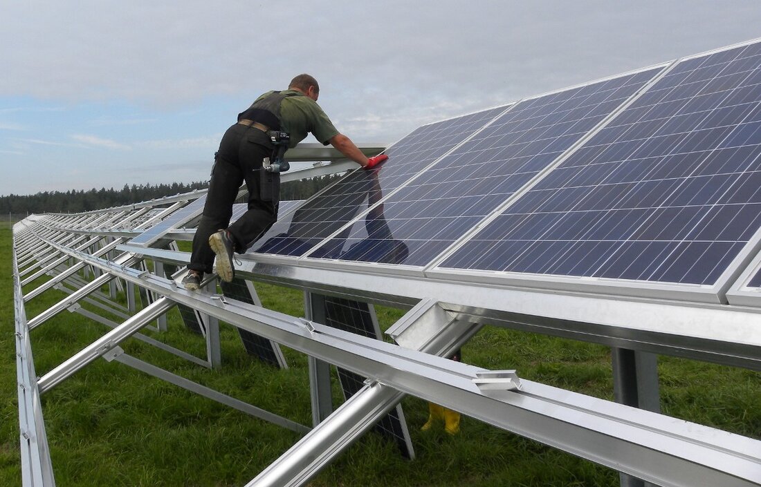 Grafenwöhr. Im September 2010 hat sich die Bundesregierung zur Begrenzung des Klimawandels verpflichtet, die Treibhausgasemissionen in Deutschland bis zum Jahr 2050 stufenweise um 80 bis 95 Prozent unter das Niveau von 1990 zu verringern. Würden alle [&hellip;]