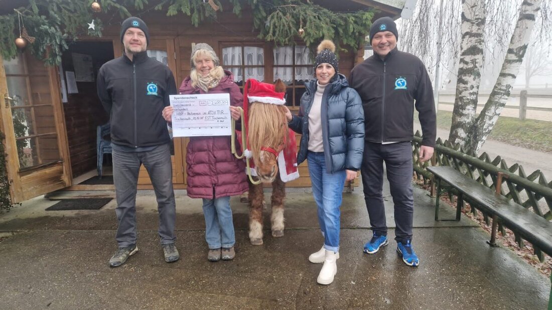 Tirschenreuth. Am Samstag lud der Tirschenreuther Fußballstammtisch FST zum mittlerweile 13. „Winterzelt“ auf das Gelände des Tennisclubs ein.
