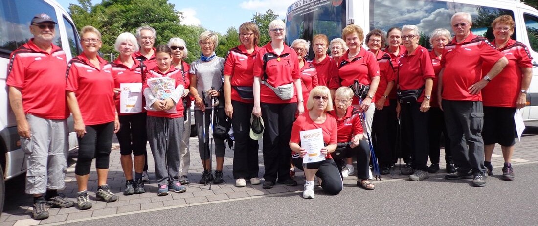 Auerbach/Weiden. Die Nordic-Walker des Behinderten- und Vitalsportvereins und des BVS Weiden hatten beim 11. Siedler-Walk in Auerbach allen Grund zum Strahlen: Sie wurden gleich mehrfach ausgezeichnet. Von Alfred Weiß Die [&hellip;]