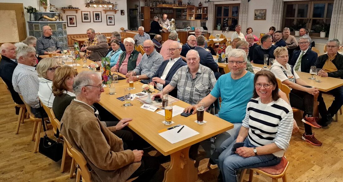 Weiden. Die Nordoberpfälzer Musikfreunde ehrten bei der Jahreshauptversammlung zahlreiche Mitglieder und blickten auf das Vereinsjahr. Der Vorsitzende und seine Stellvertreterin kündigten für kommendes Jahr ihren Rückzug an.