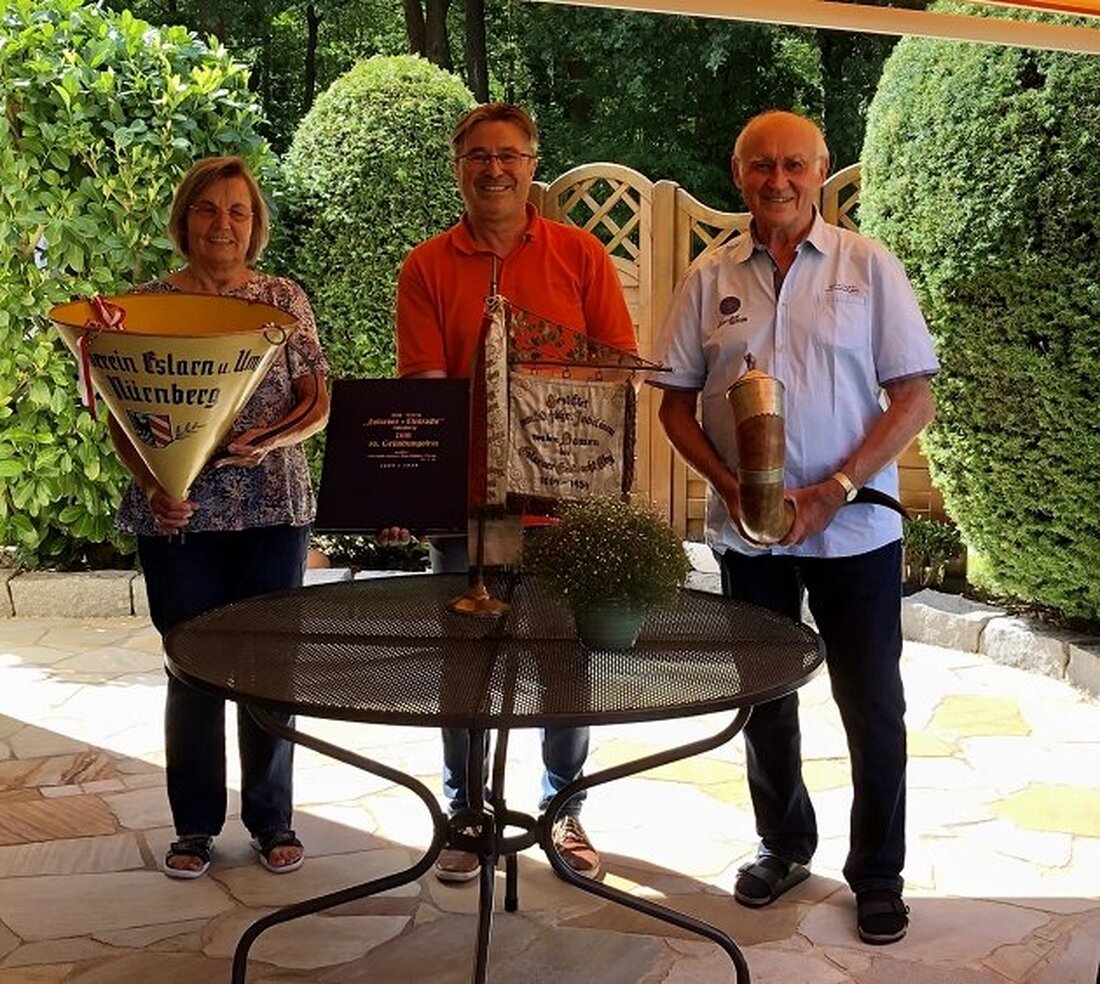 Nürnberg/Eslarn. Ziemlich genau 131 Jahre nach Gründung des Heimatvereines „Die Eslarner in Nürnberg“ im Juli 1889 gehört der erste auswärtige Eslarner Verein jetzt endgültig der Marktgeschichte an. Bürgermeister Reiner Gäbl [&hellip;]