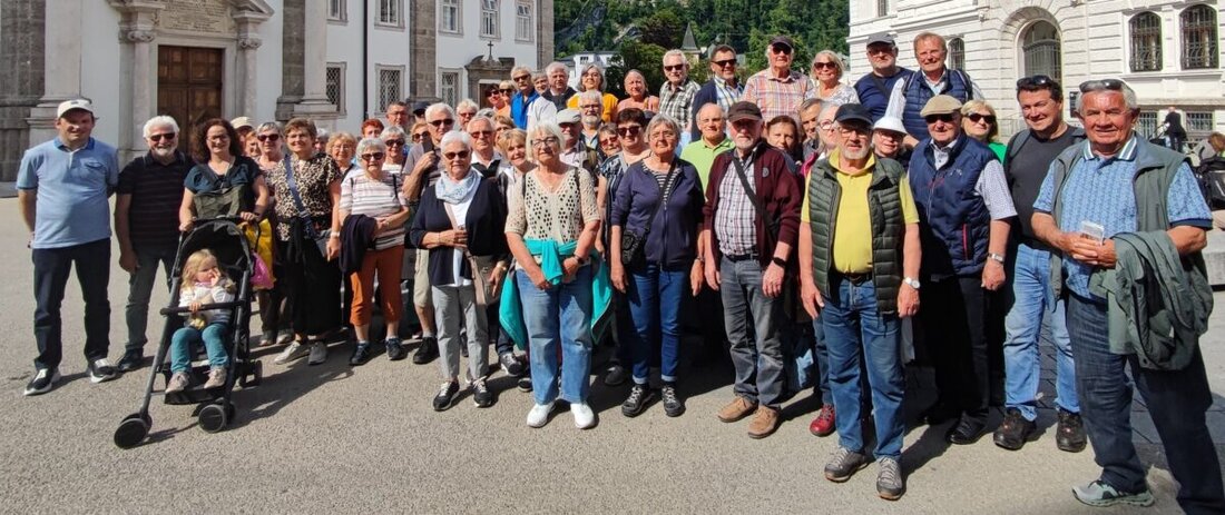 Pfreimd. Der jährliche Ausflug des Obst- und Gartenbauvereins Pfreimd ins Salzkammergut begeisterte mit atemberaubender Natur und kulturellen Highlights. Besuche in der Ferdinand Porsche Erlebniswelt, der Kaiservilla und dem Freilichtmuseum Steyrhof waren nur einige der unvergesslichen Stationen.