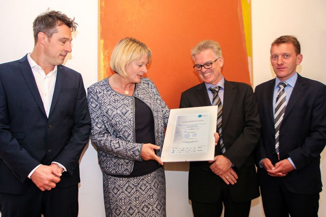 Weiden. Energiekosten senken durch die Steigerung von Energieeffizienz – Das ist das Ziel der “Lernenden Energieeffizienz-Netzwerke” (LEEN). Seit September 2015 ist die OTH Amberg-Weiden (IfE) mit dem Institut für Energietechnik [&hellip;]